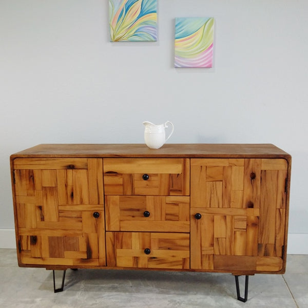 Ketten Haus Credenza